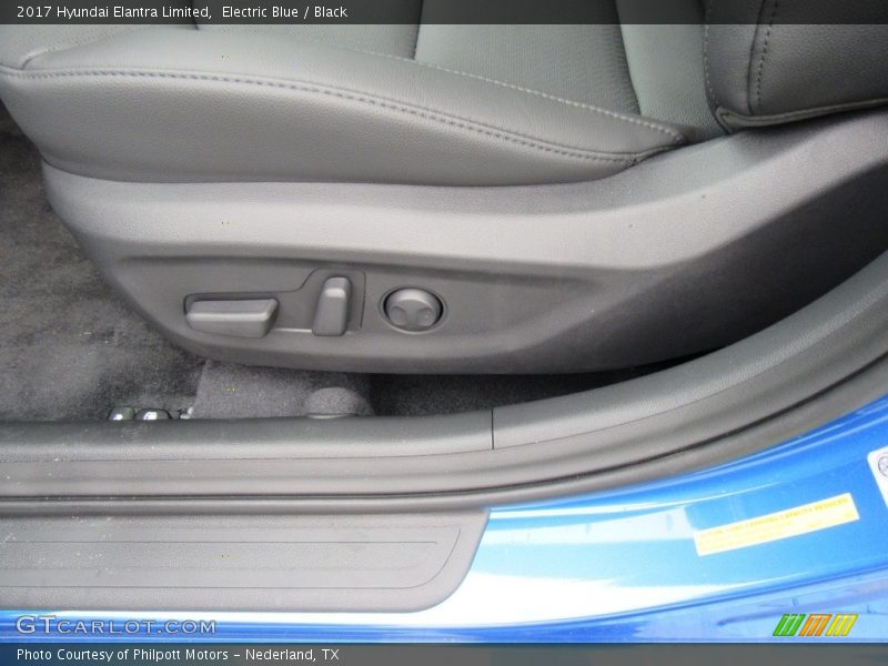 Electric Blue / Black 2017 Hyundai Elantra Limited