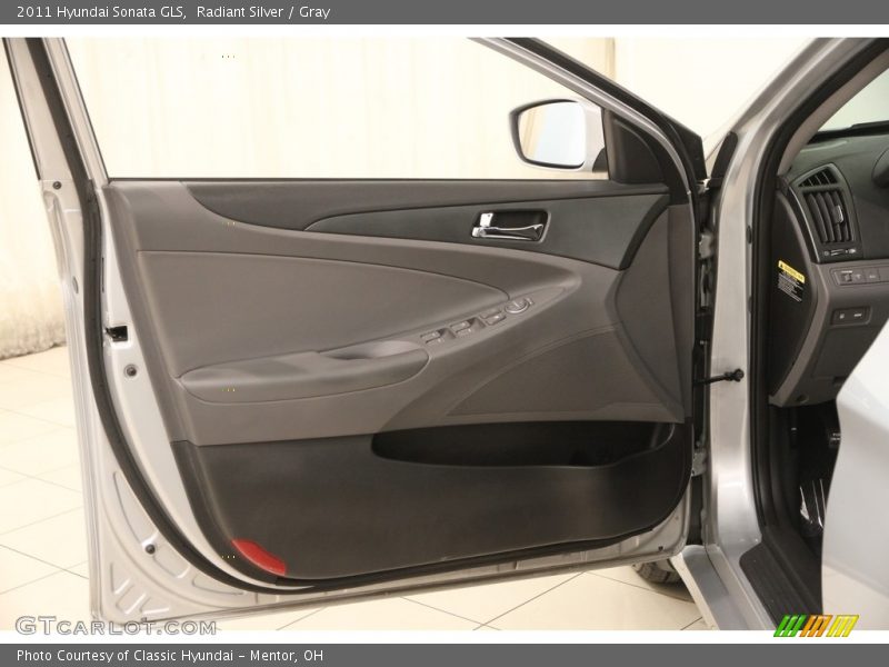 Radiant Silver / Gray 2011 Hyundai Sonata GLS