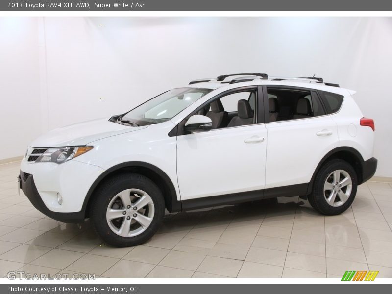Super White / Ash 2013 Toyota RAV4 XLE AWD
