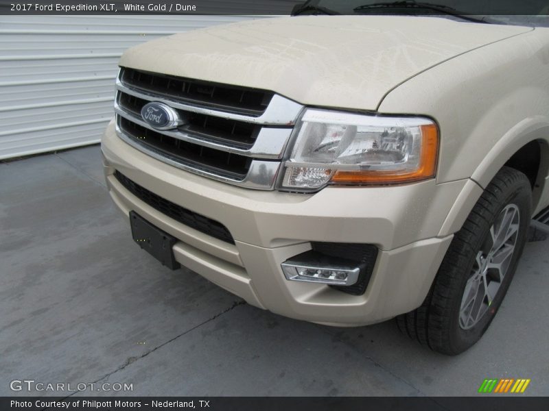 White Gold / Dune 2017 Ford Expedition XLT