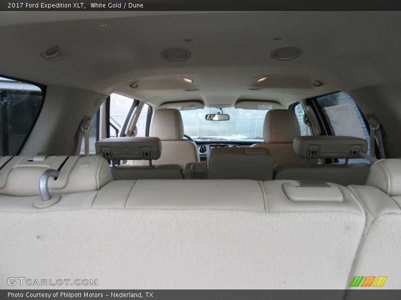 White Gold / Dune 2017 Ford Expedition XLT