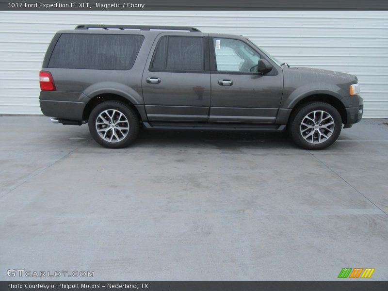 Magnetic / Ebony 2017 Ford Expedition EL XLT