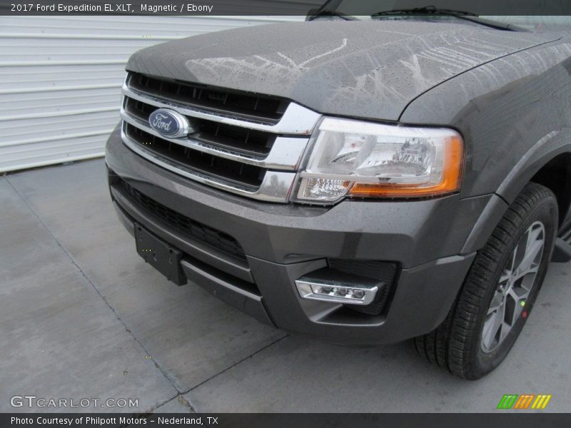Magnetic / Ebony 2017 Ford Expedition EL XLT
