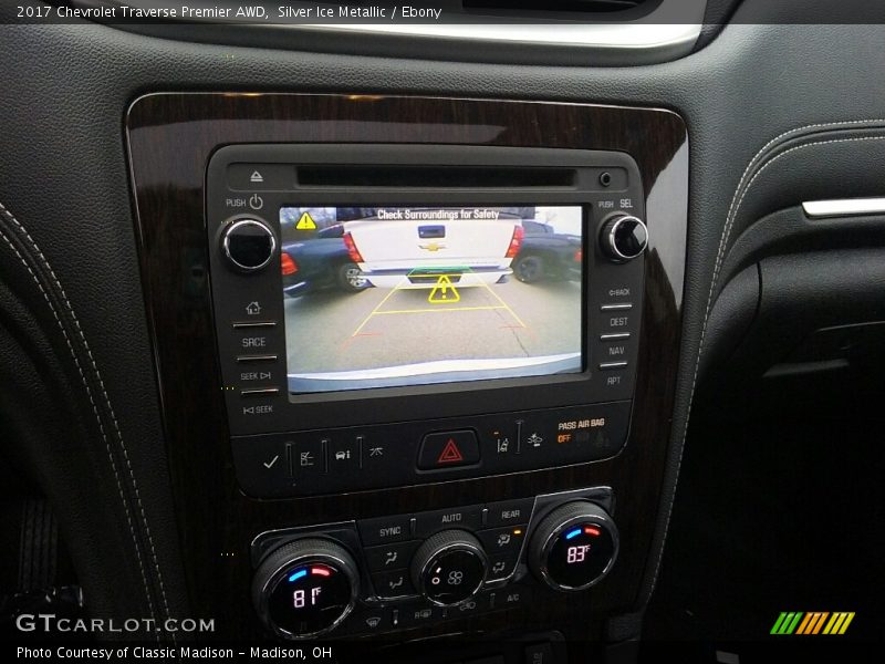 Silver Ice Metallic / Ebony 2017 Chevrolet Traverse Premier AWD
