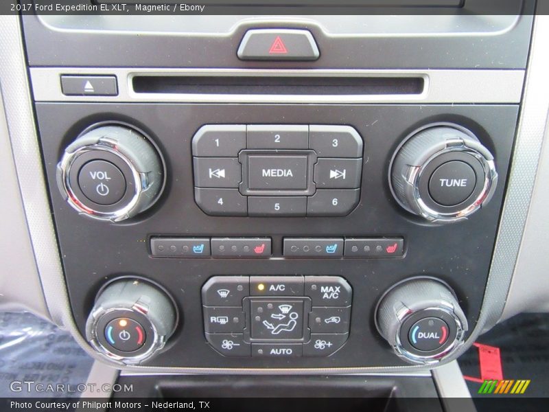 Magnetic / Ebony 2017 Ford Expedition EL XLT