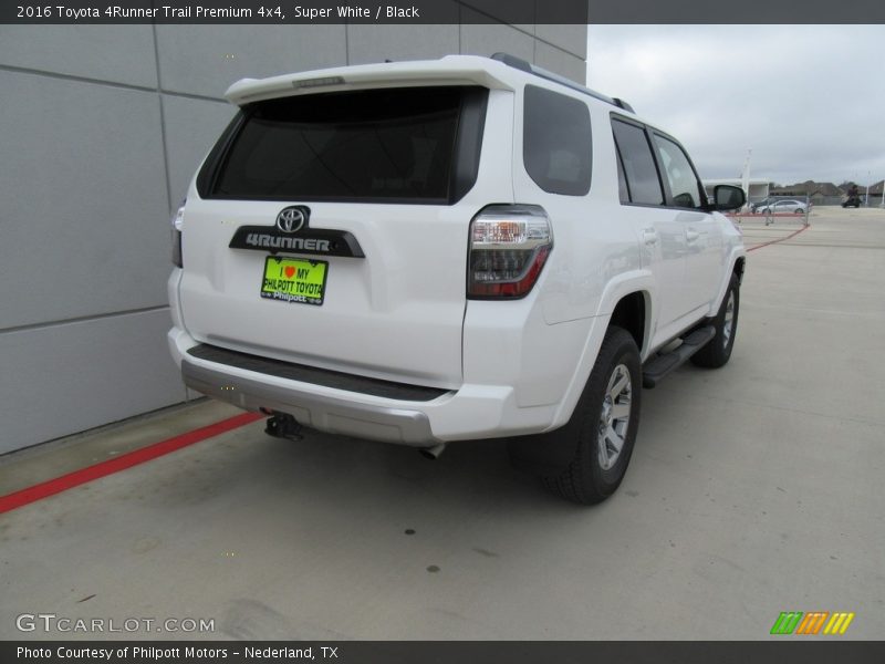 Super White / Black 2016 Toyota 4Runner Trail Premium 4x4