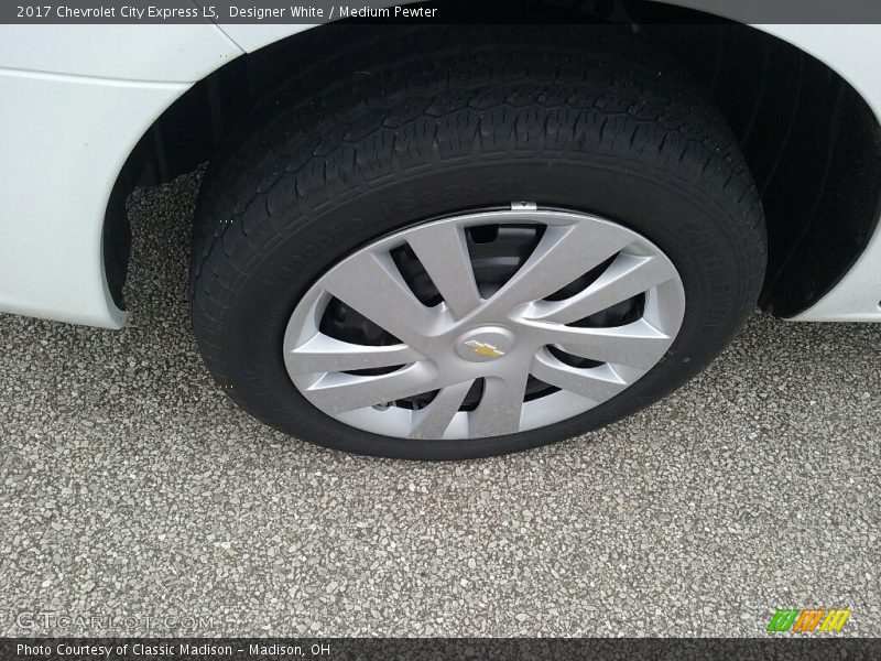 Designer White / Medium Pewter 2017 Chevrolet City Express LS