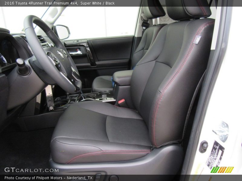 Super White / Black 2016 Toyota 4Runner Trail Premium 4x4
