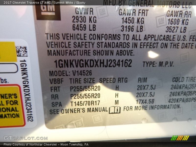 Summit White / Ebony 2017 Chevrolet Traverse LT AWD