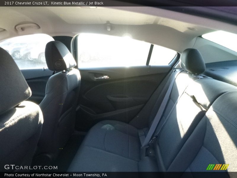 Kinetic Blue Metallic / Jet Black 2017 Chevrolet Cruze LT