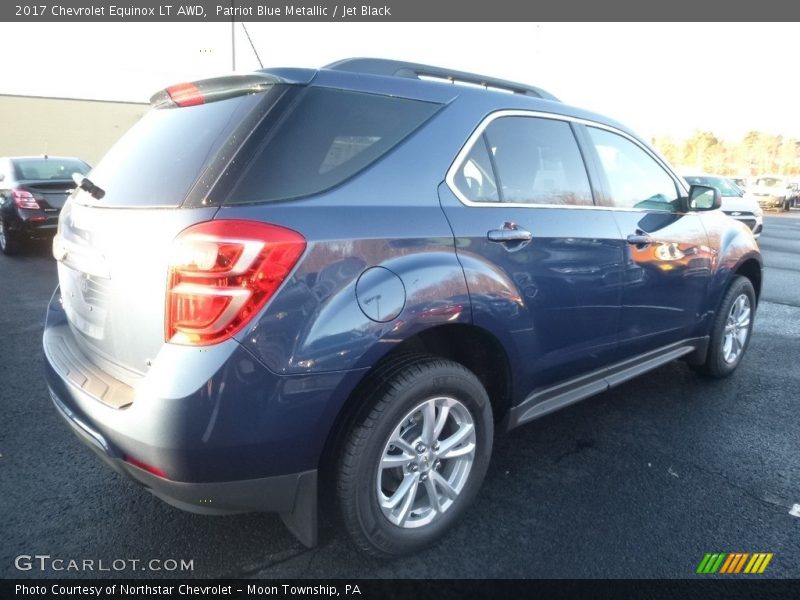 Patriot Blue Metallic / Jet Black 2017 Chevrolet Equinox LT AWD