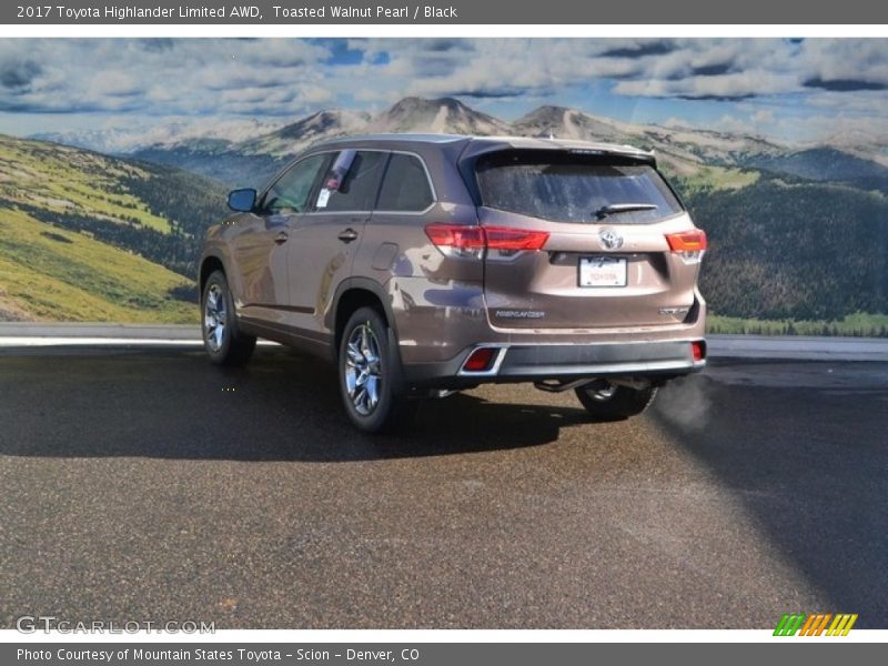Toasted Walnut Pearl / Black 2017 Toyota Highlander Limited AWD
