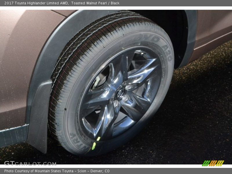 Toasted Walnut Pearl / Black 2017 Toyota Highlander Limited AWD