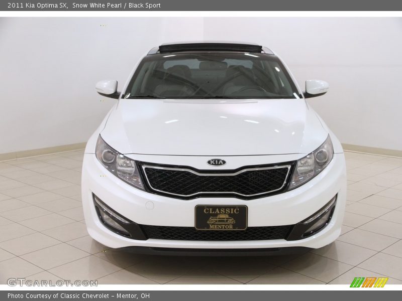 Snow White Pearl / Black Sport 2011 Kia Optima SX