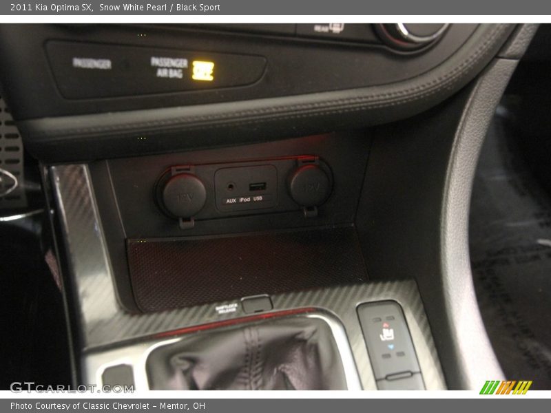 Snow White Pearl / Black Sport 2011 Kia Optima SX