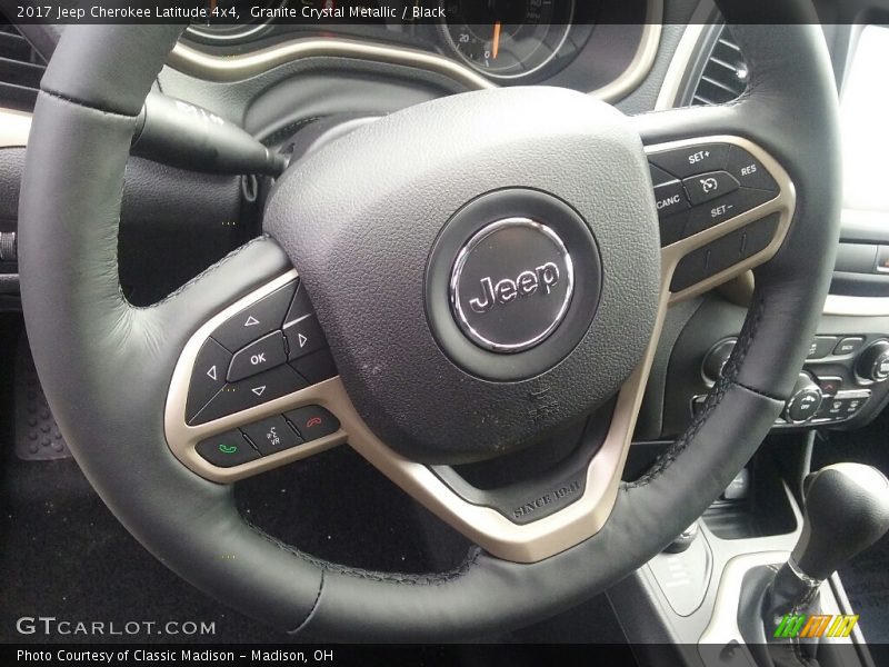 Granite Crystal Metallic / Black 2017 Jeep Cherokee Latitude 4x4