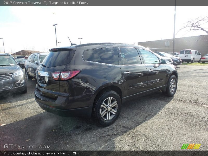 Tungsten Metallic / Ebony 2017 Chevrolet Traverse LT
