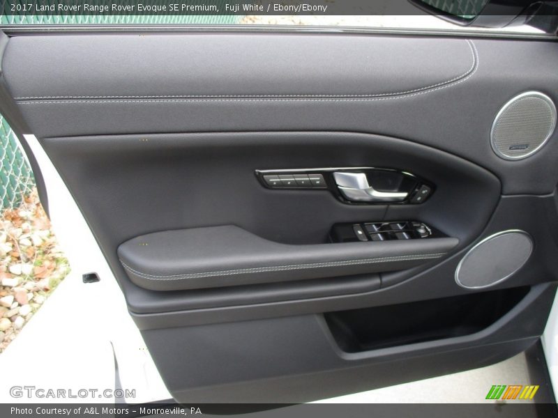 Fuji White / Ebony/Ebony 2017 Land Rover Range Rover Evoque SE Premium