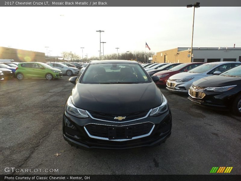Mosaic Black Metallic / Jet Black 2017 Chevrolet Cruze LT