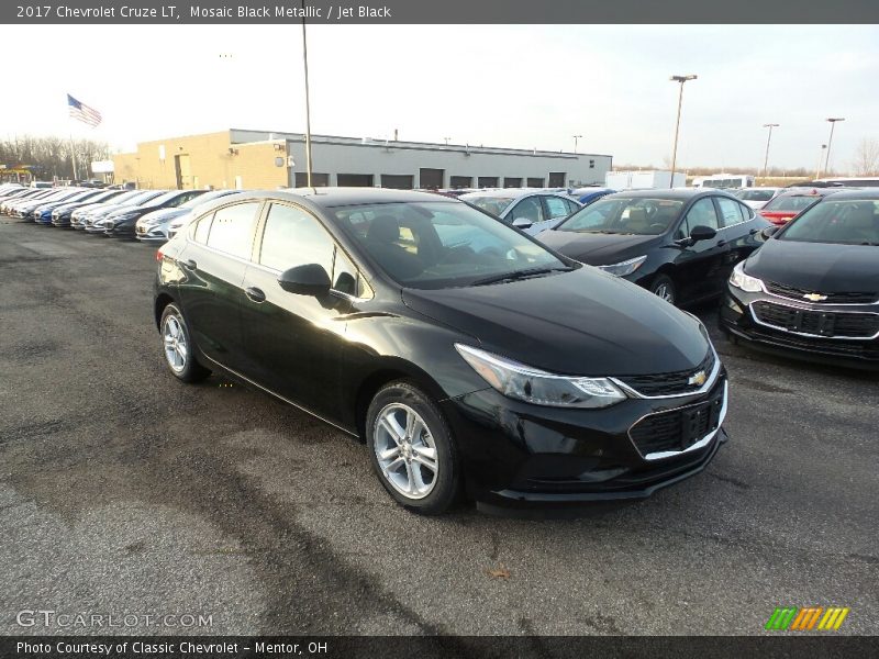 Mosaic Black Metallic / Jet Black 2017 Chevrolet Cruze LT