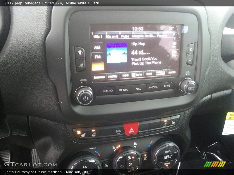 Alpine White / Black 2017 Jeep Renegade Limited 4x4
