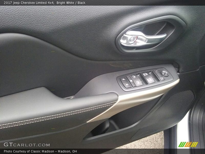 Bright White / Black 2017 Jeep Cherokee Limited 4x4