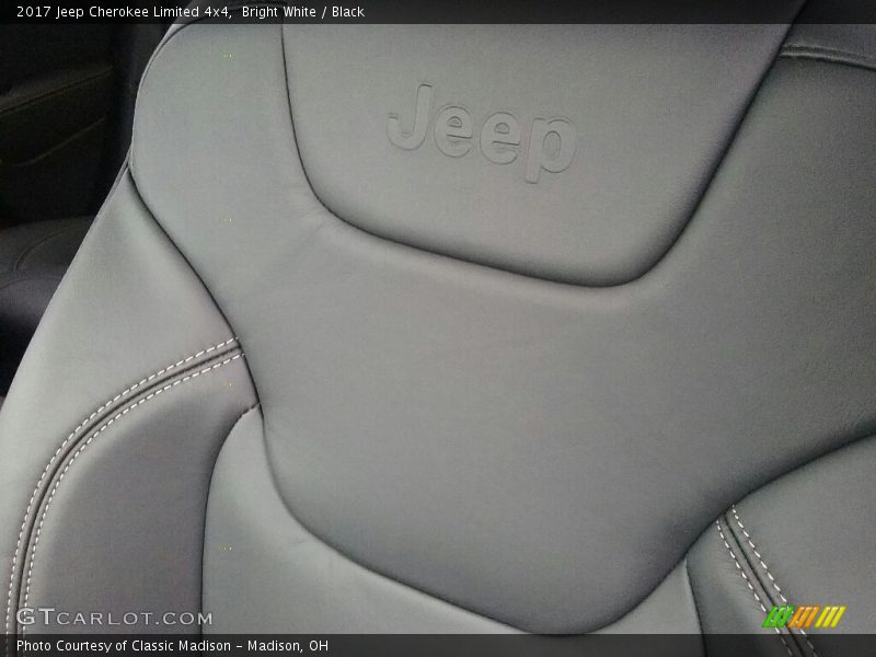 Bright White / Black 2017 Jeep Cherokee Limited 4x4