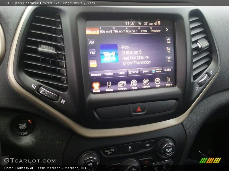 Bright White / Black 2017 Jeep Cherokee Limited 4x4
