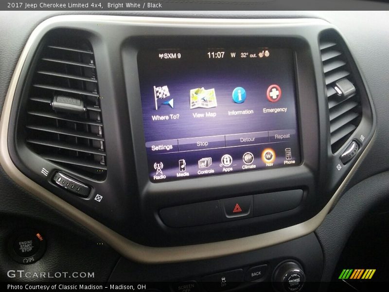 Bright White / Black 2017 Jeep Cherokee Limited 4x4