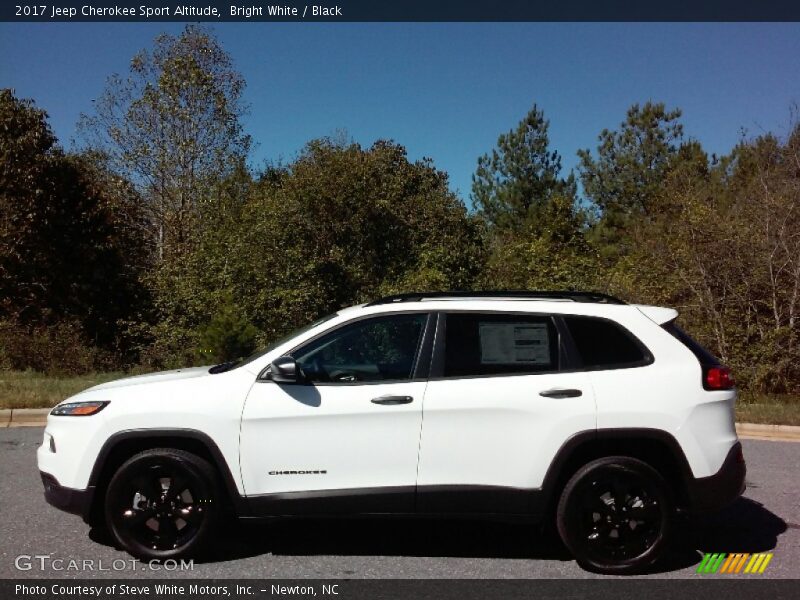 Bright White / Black 2017 Jeep Cherokee Sport Altitude