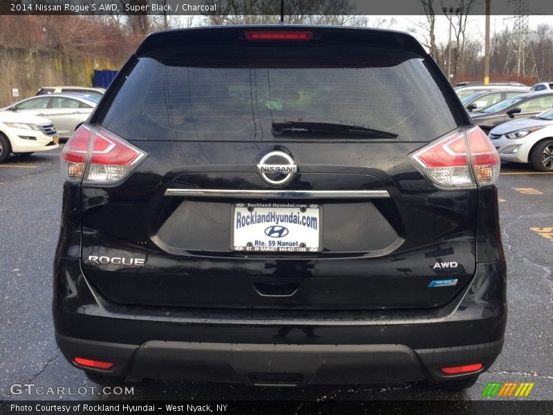 Super Black / Charcoal 2014 Nissan Rogue S AWD