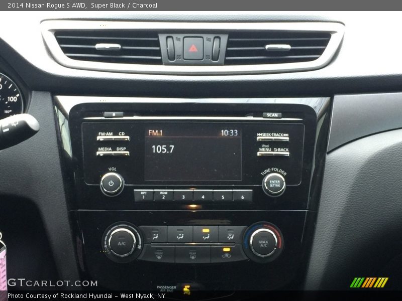 Super Black / Charcoal 2014 Nissan Rogue S AWD