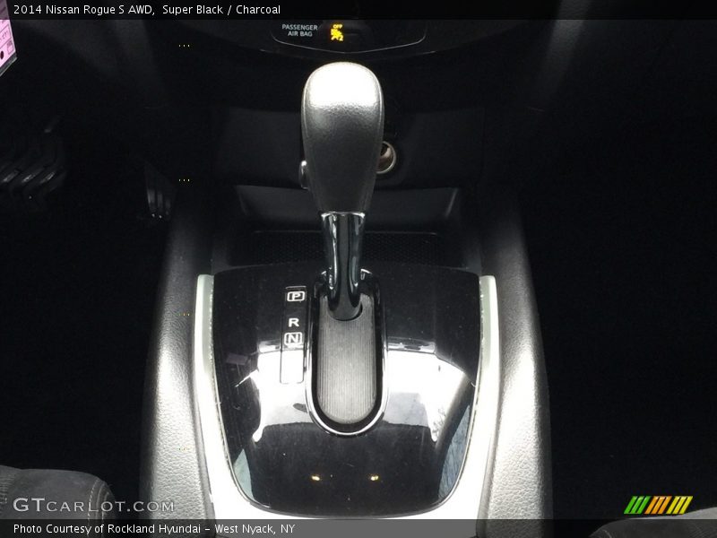 Super Black / Charcoal 2014 Nissan Rogue S AWD