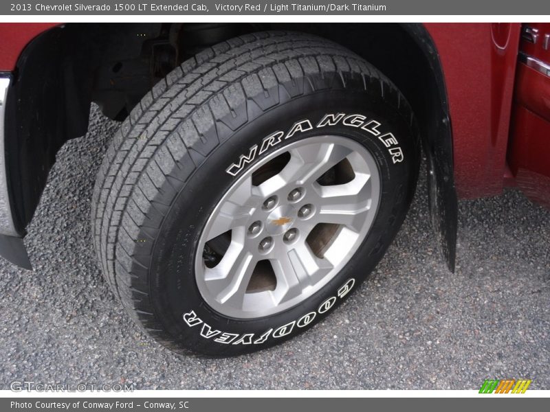 Victory Red / Light Titanium/Dark Titanium 2013 Chevrolet Silverado 1500 LT Extended Cab