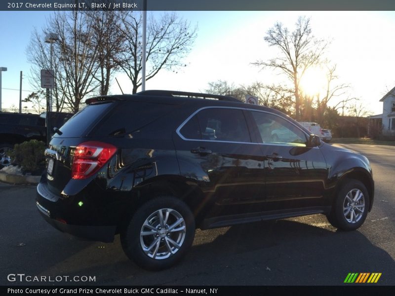 Black / Jet Black 2017 Chevrolet Equinox LT