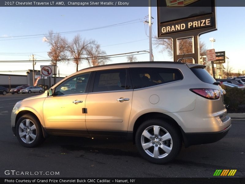 Champagne Silver Metallic / Ebony 2017 Chevrolet Traverse LT AWD