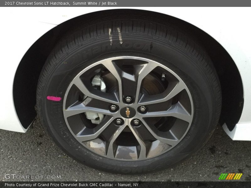 Summit White / Jet Black 2017 Chevrolet Sonic LT Hatchback