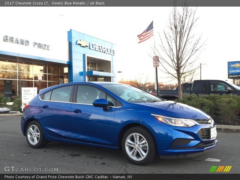 Kinetic Blue Metallic / Jet Black 2017 Chevrolet Cruze LT