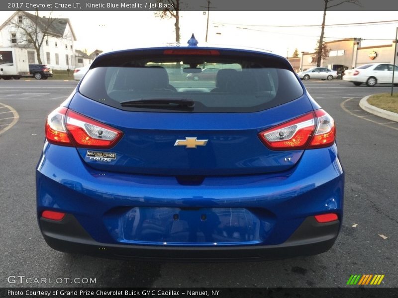 Kinetic Blue Metallic / Jet Black 2017 Chevrolet Cruze LT