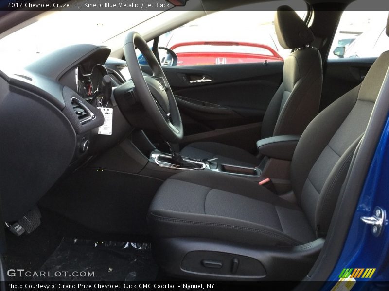 Kinetic Blue Metallic / Jet Black 2017 Chevrolet Cruze LT