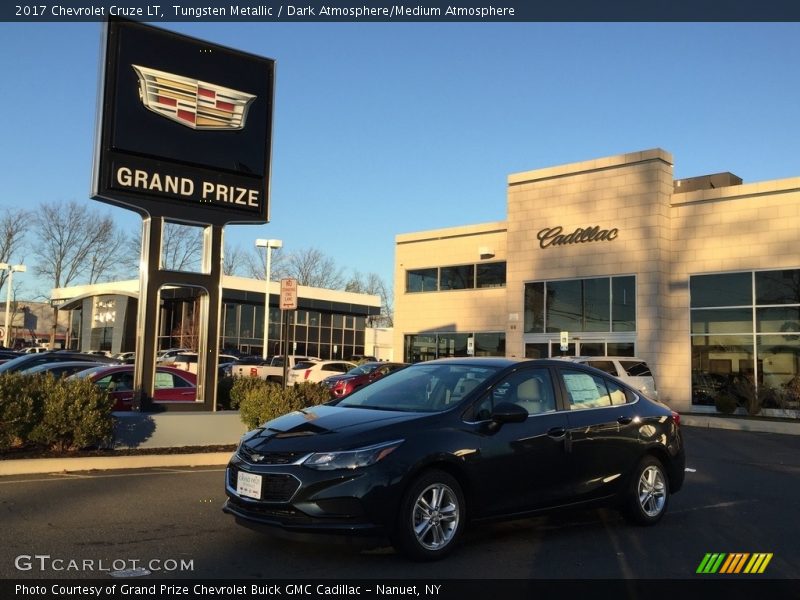 Tungsten Metallic / Dark Atmosphere/Medium Atmosphere 2017 Chevrolet Cruze LT