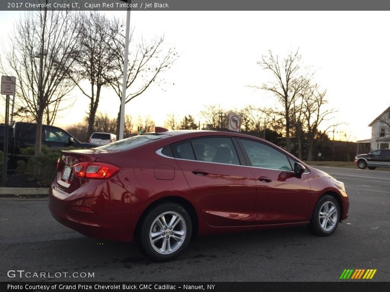 Cajun Red Tintcoat / Jet Black 2017 Chevrolet Cruze LT