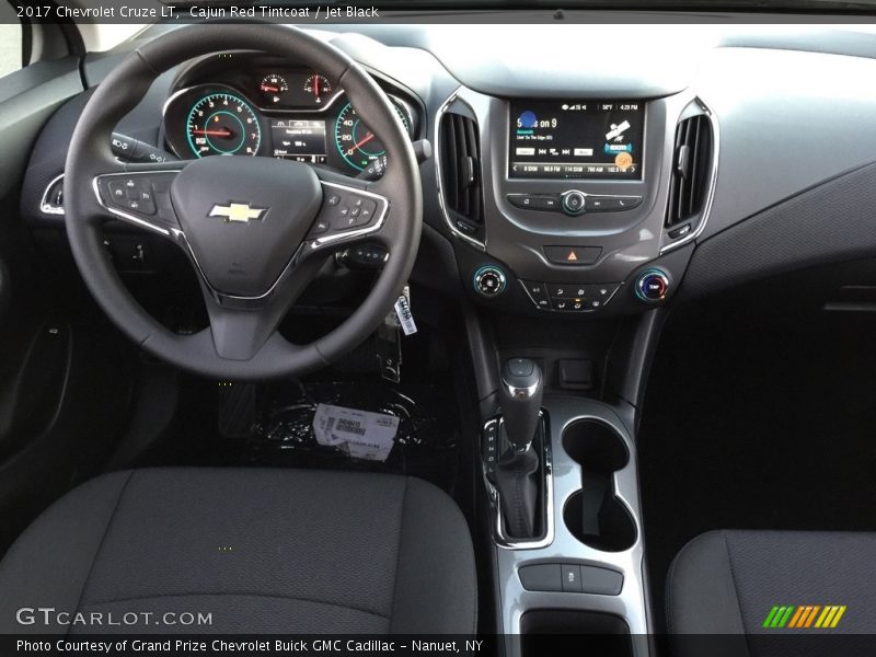 Cajun Red Tintcoat / Jet Black 2017 Chevrolet Cruze LT