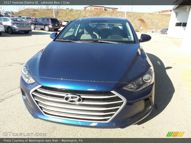 Lakeside Blue / Gray 2017 Hyundai Elantra SE