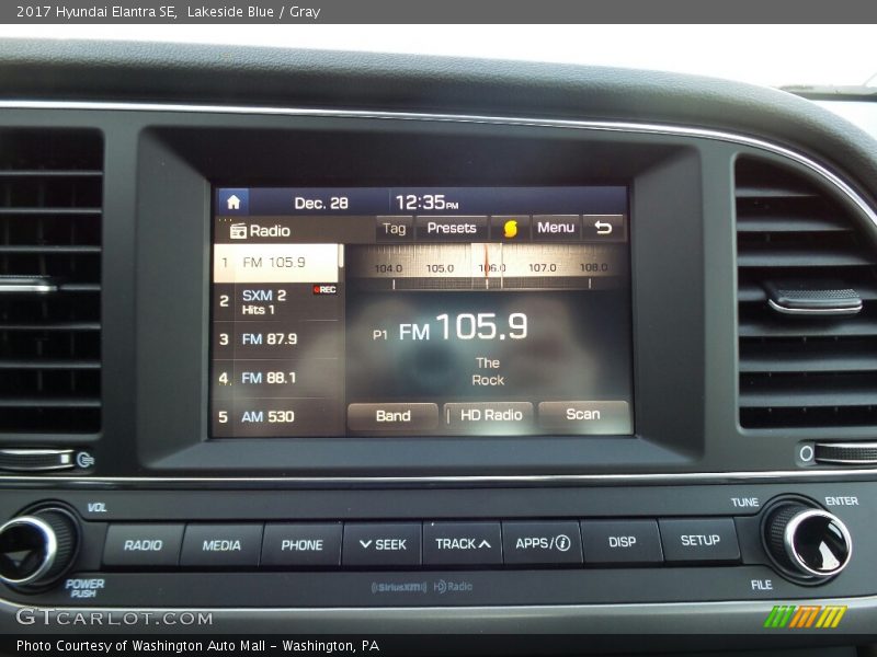 Lakeside Blue / Gray 2017 Hyundai Elantra SE