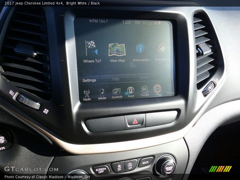 Bright White / Black 2017 Jeep Cherokee Limited 4x4