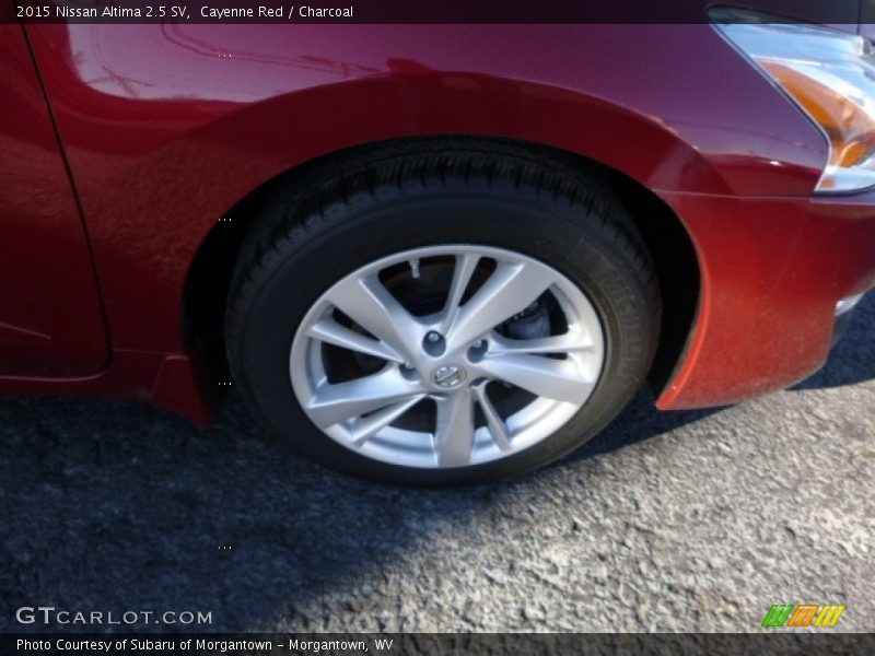 Cayenne Red / Charcoal 2015 Nissan Altima 2.5 SV