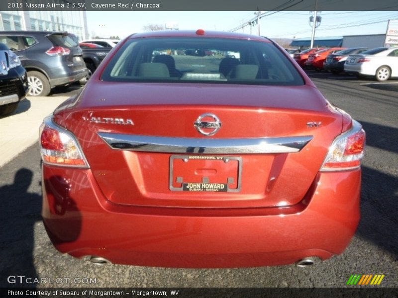 Cayenne Red / Charcoal 2015 Nissan Altima 2.5 SV