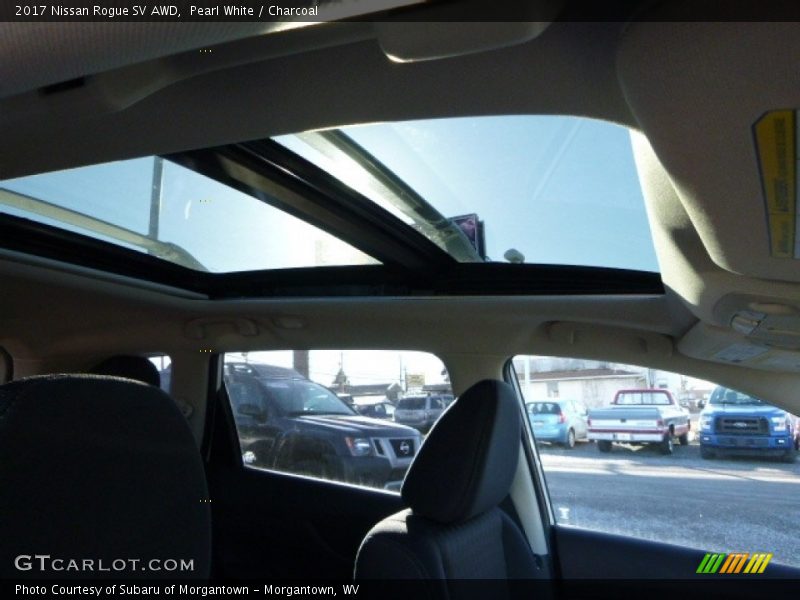 Pearl White / Charcoal 2017 Nissan Rogue SV AWD