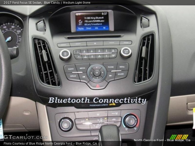 Blue Candy / Medium Light Stone 2017 Ford Focus SE Sedan